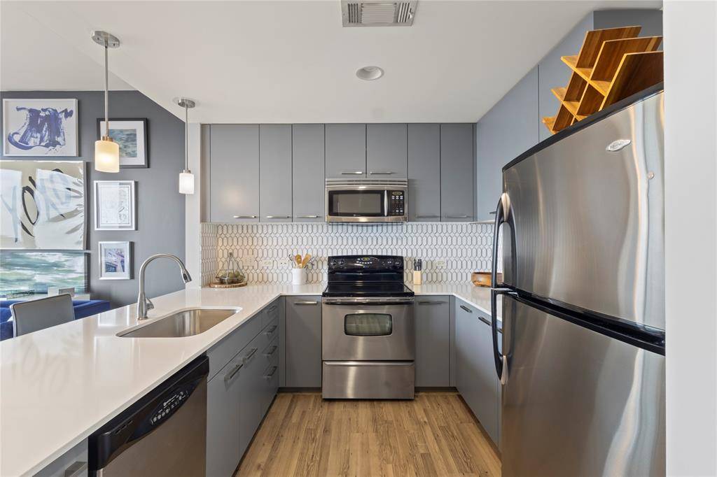 Dallas, TX 75202,1200 Main Street #2202