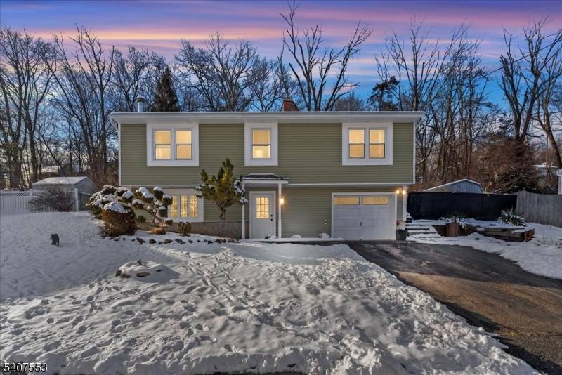 Bloomingdale Boro, NJ 07403,78 Red Twig Trl