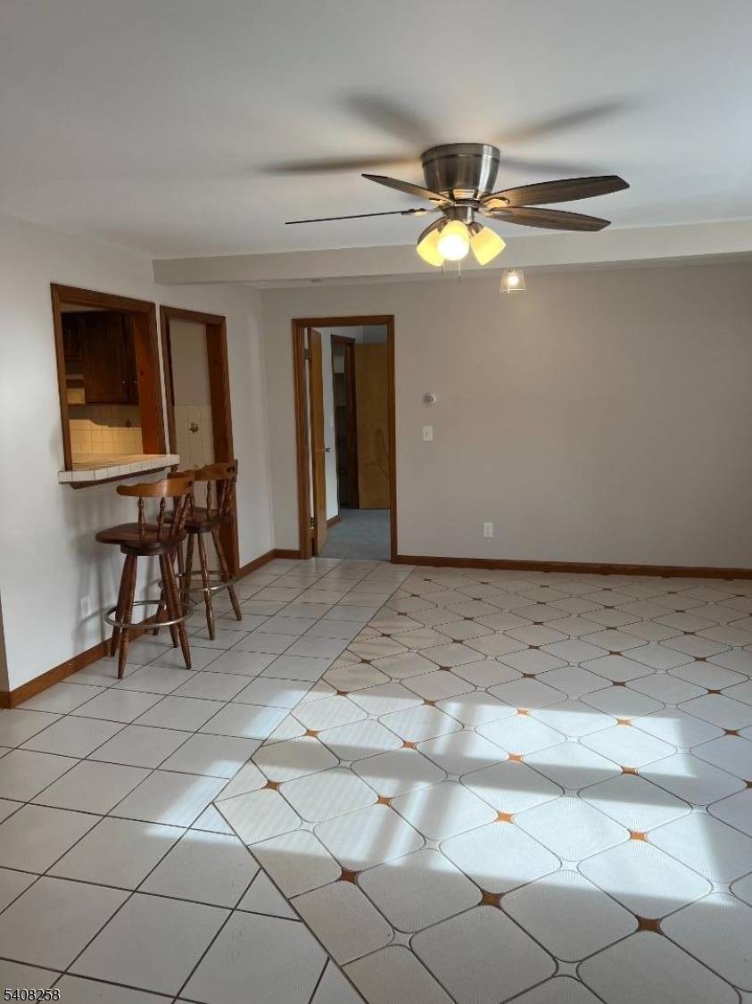 Belvidere Twp., NJ 07823,192 Market St #2