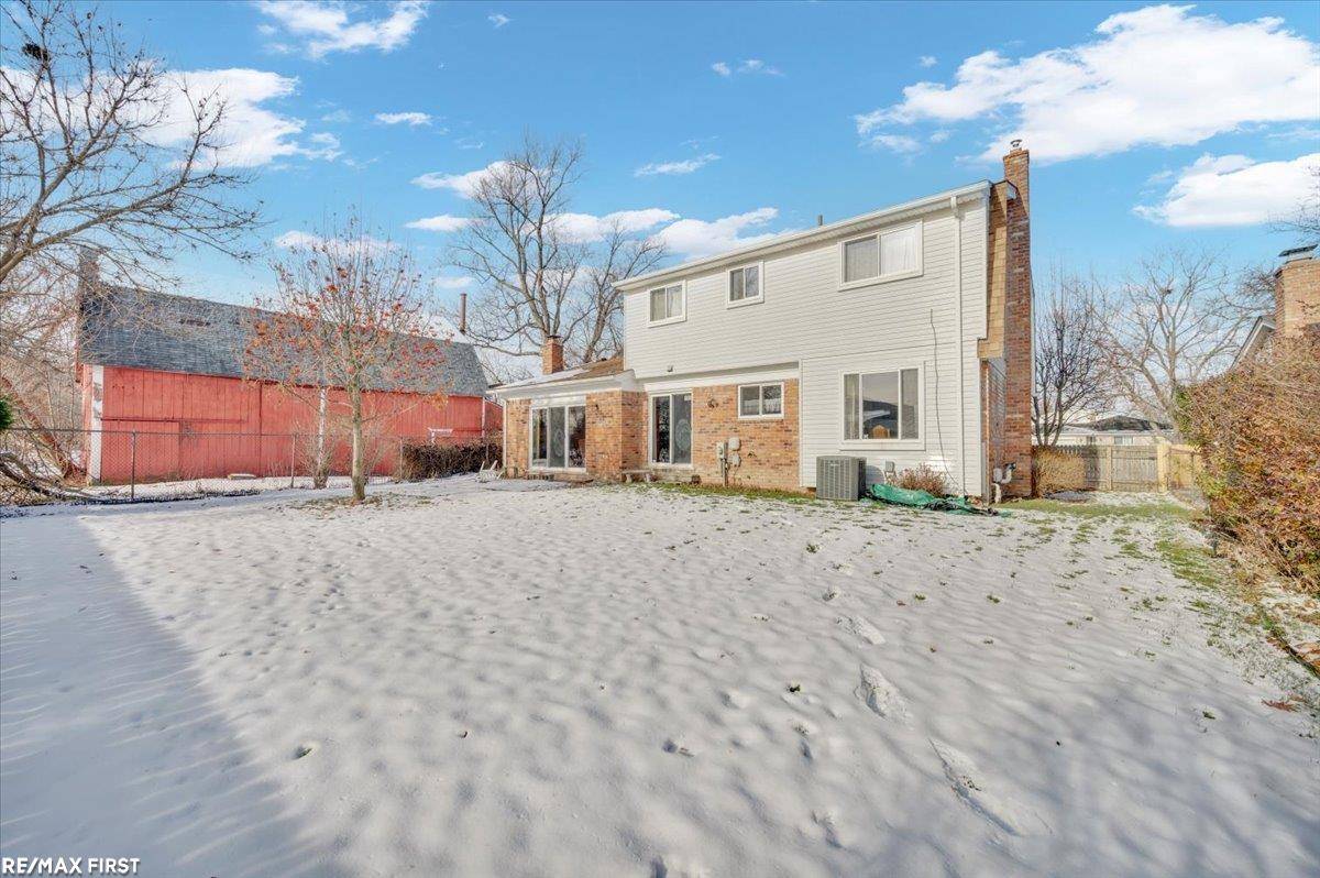 Sterling Heights, MI 48313,11654 Cavalier DR