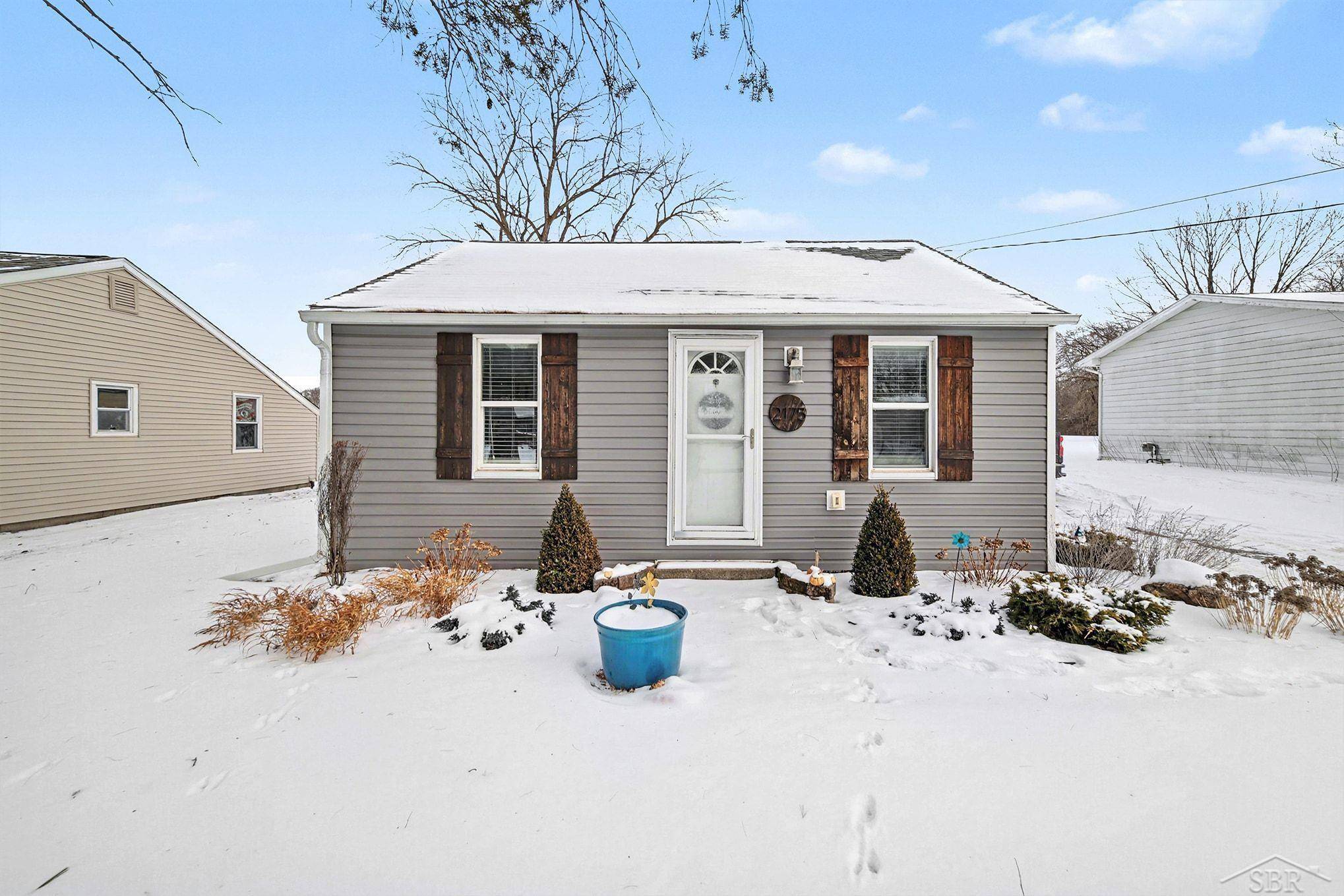 Saginaw, MI 48609,2175 S River RD