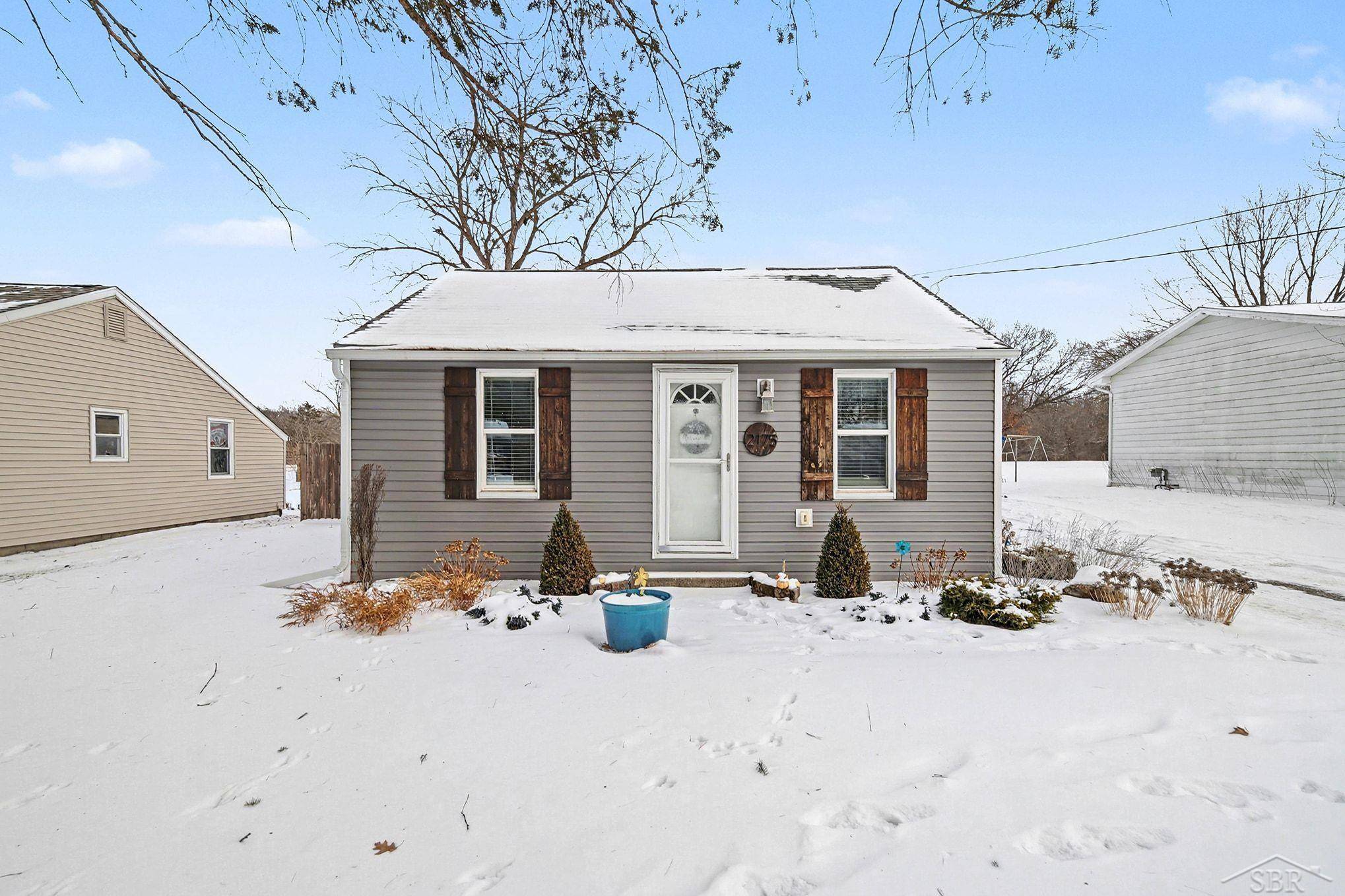 Saginaw, MI 48609,2175 S River RD