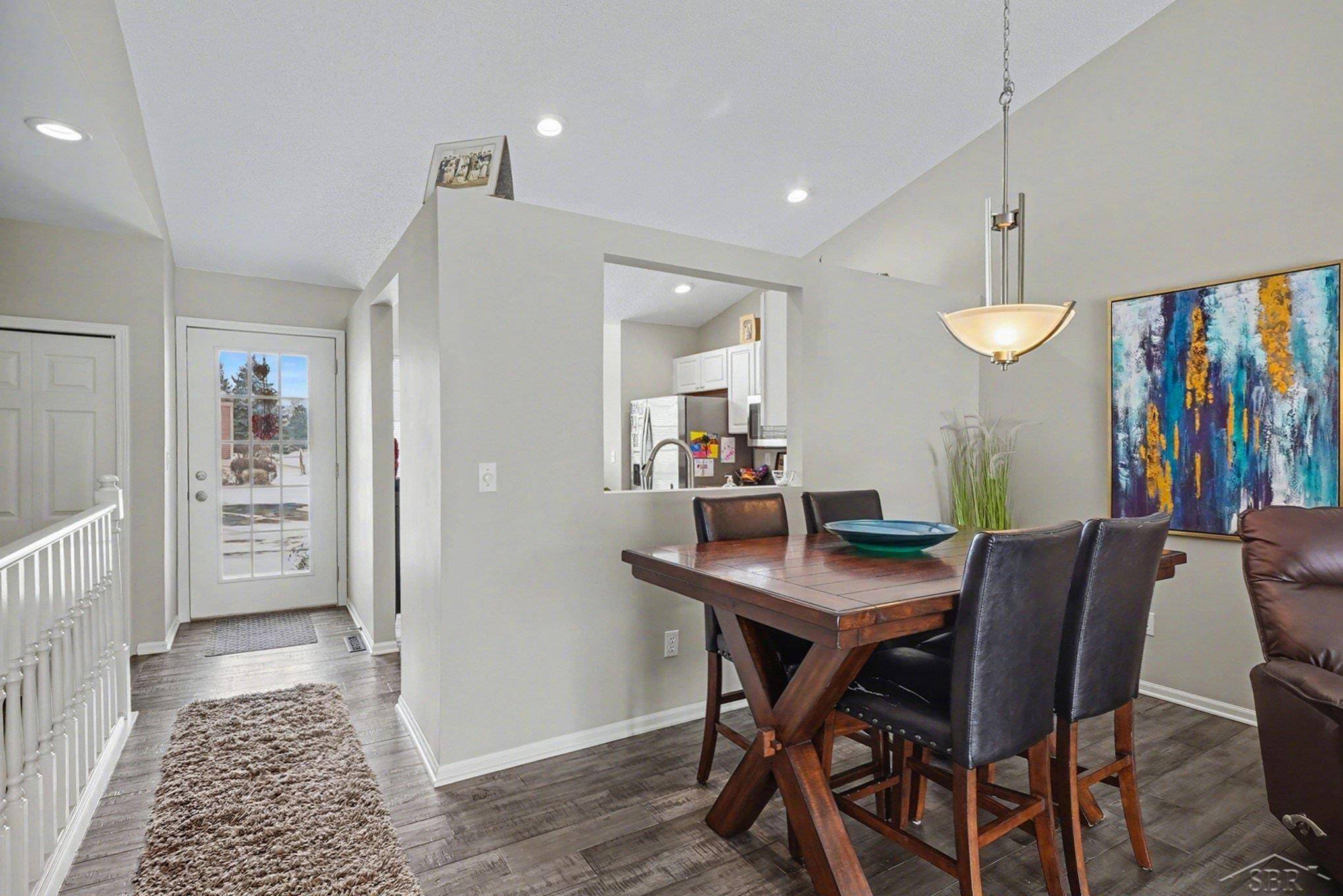 24 W Drake DR, Saginaw Twp, MI 48603