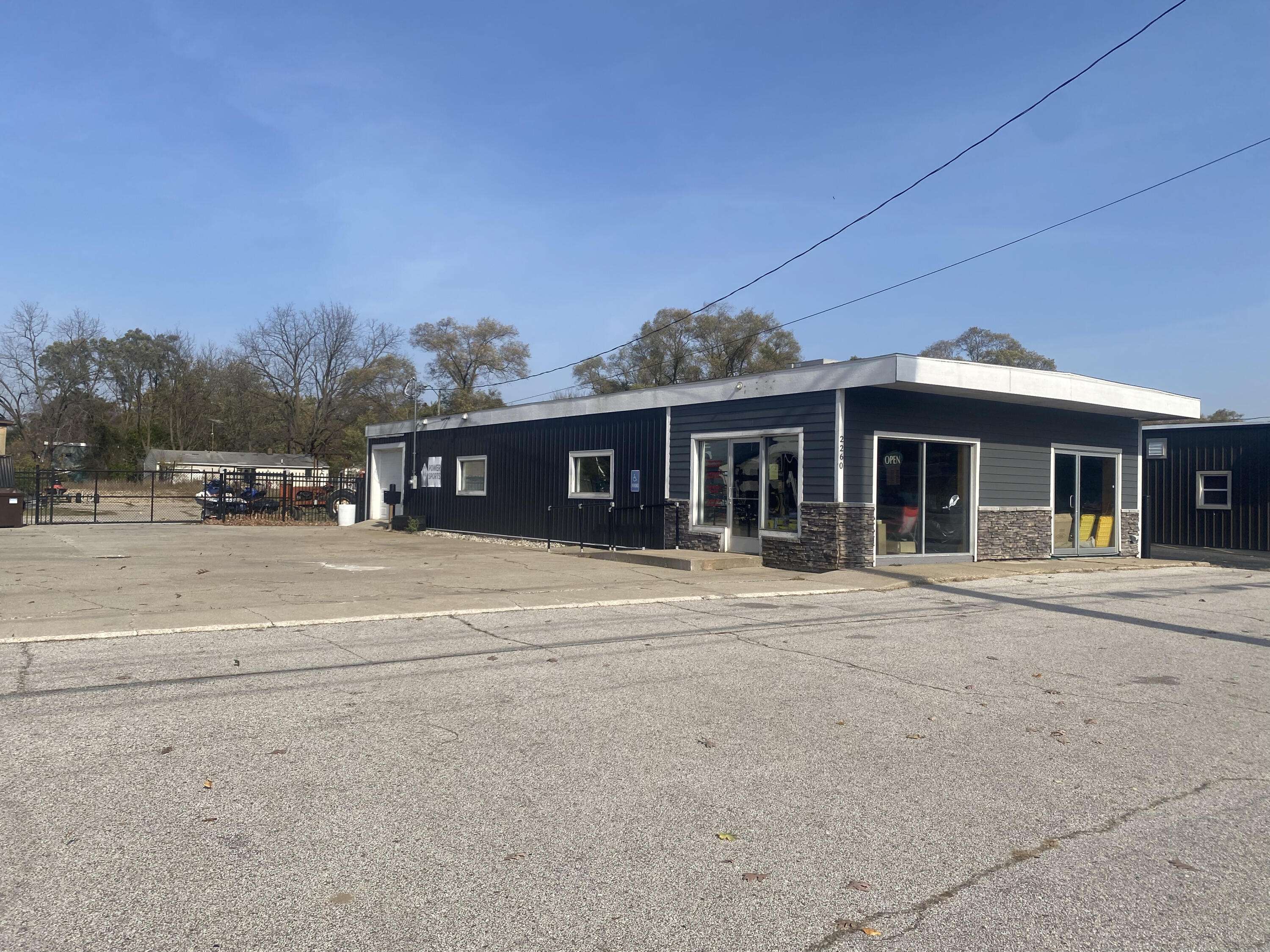 2256 E Apple AVE, Muskegon Twp, MI 49442