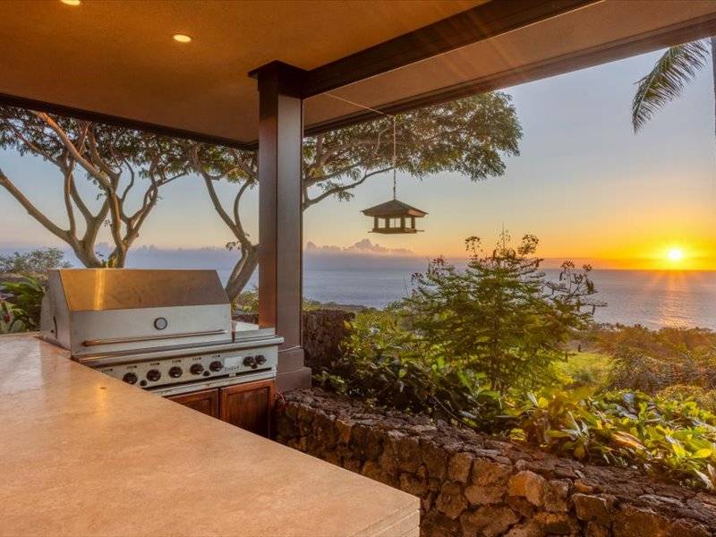 Kealakekua, HI 96750,81-6426 KAELEHUA WAY