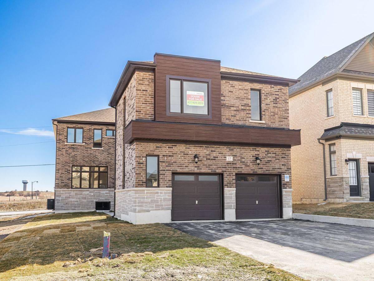 17 Rowe ST, Bradford West Gwillimbury, ON L3Z 4M9