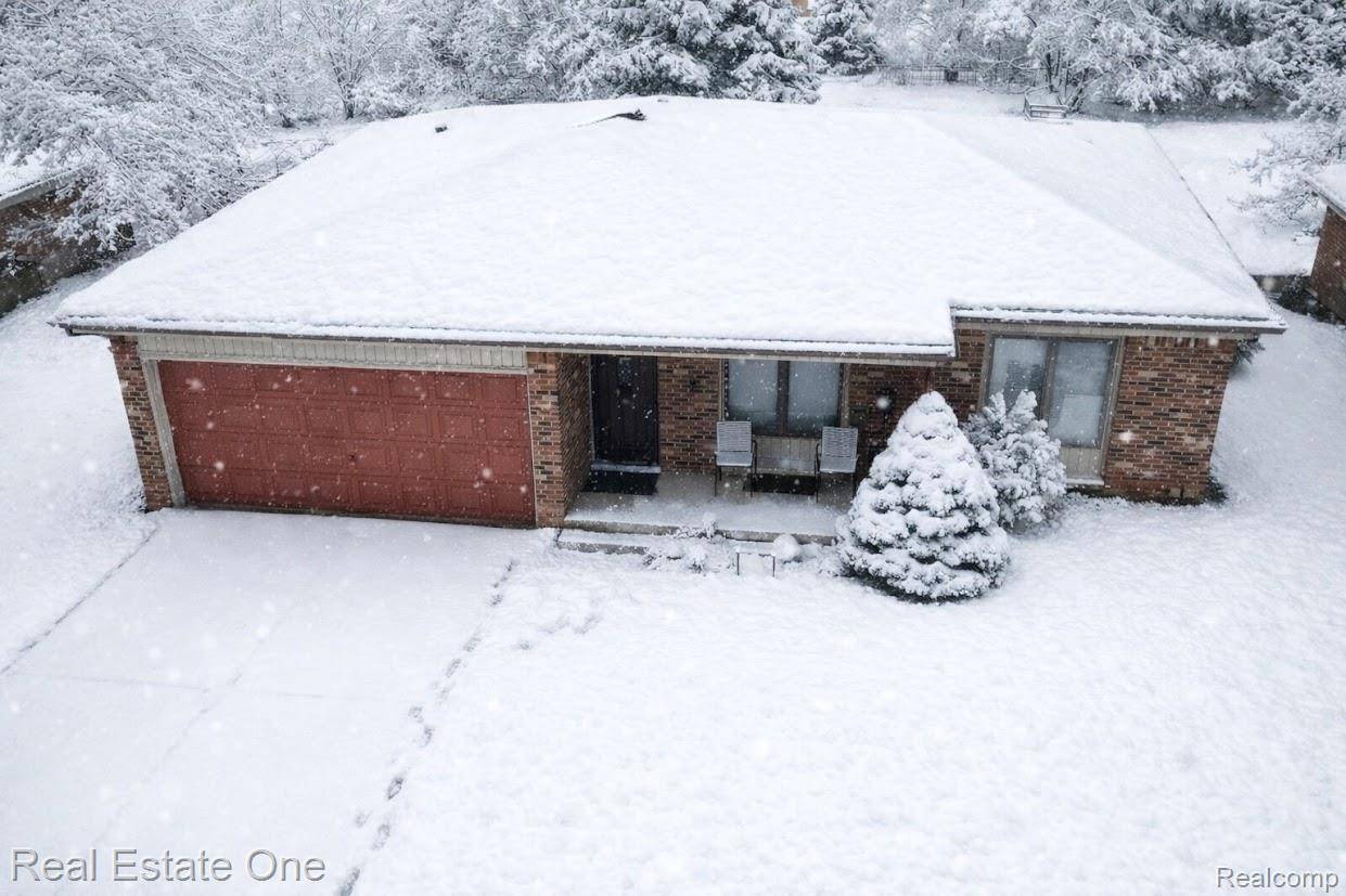 Sterling Heights, MI 48310,37683 Adrian Drive