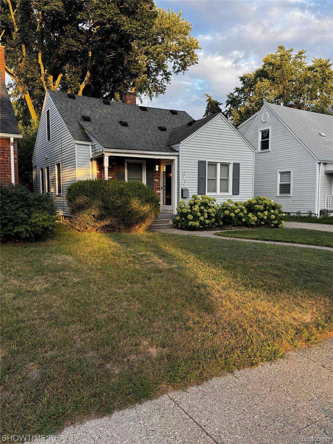 Royal Oak, MI 48067,516 N Alexander AVE