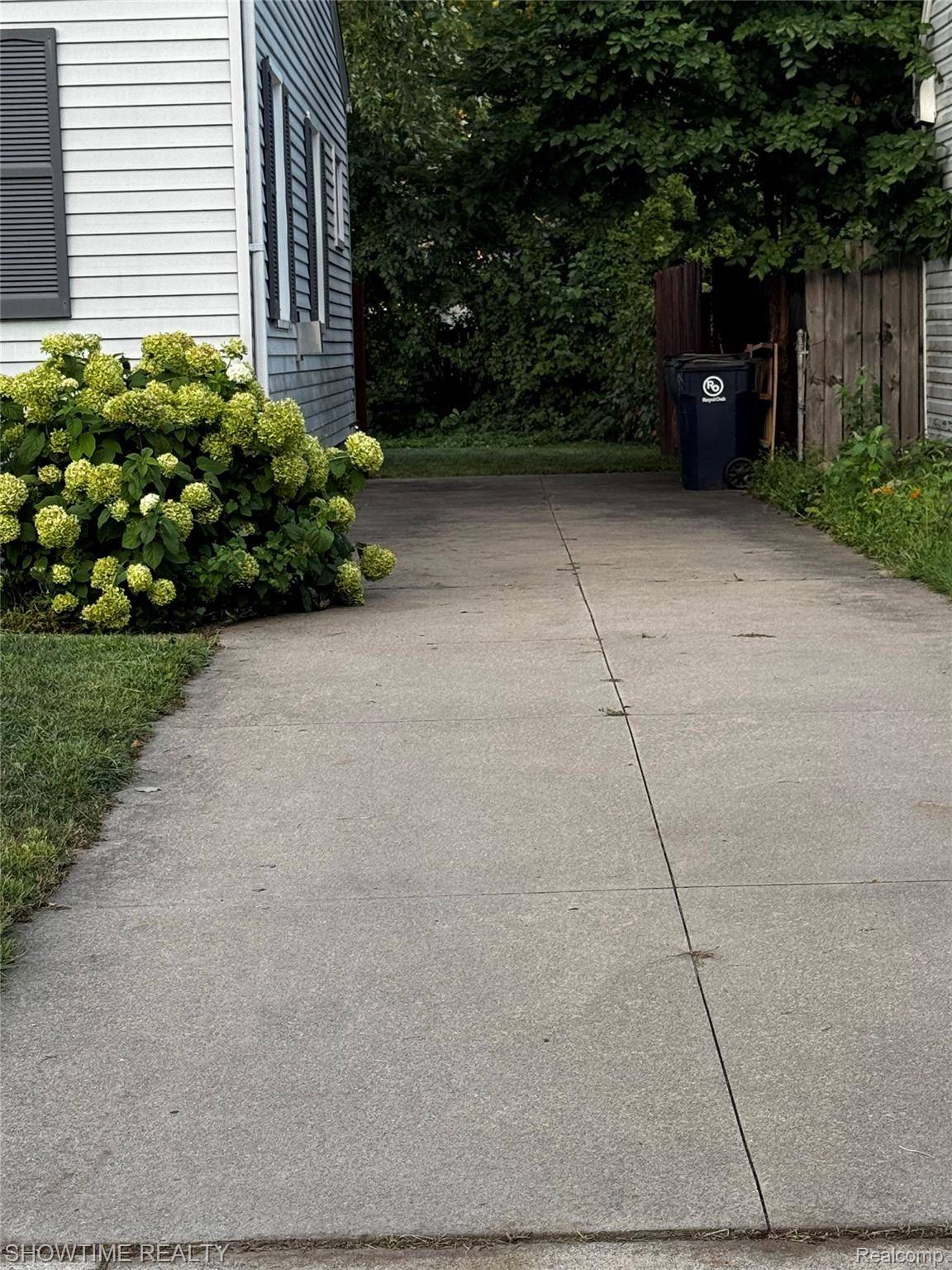 Royal Oak, MI 48067,516 N Alexander AVE