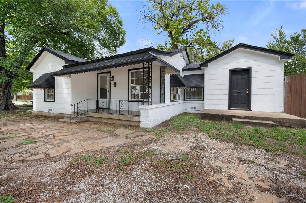 Fort Worth, TX 76111,3837B Earl Street