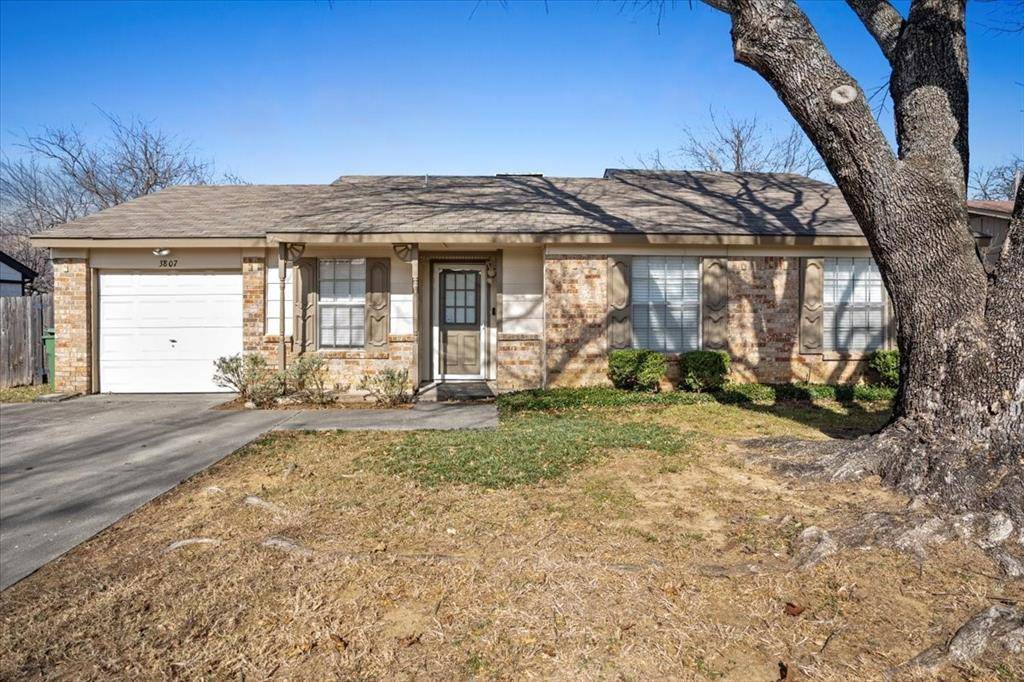 Arlington, TX 76016,3807 Glengate Drive