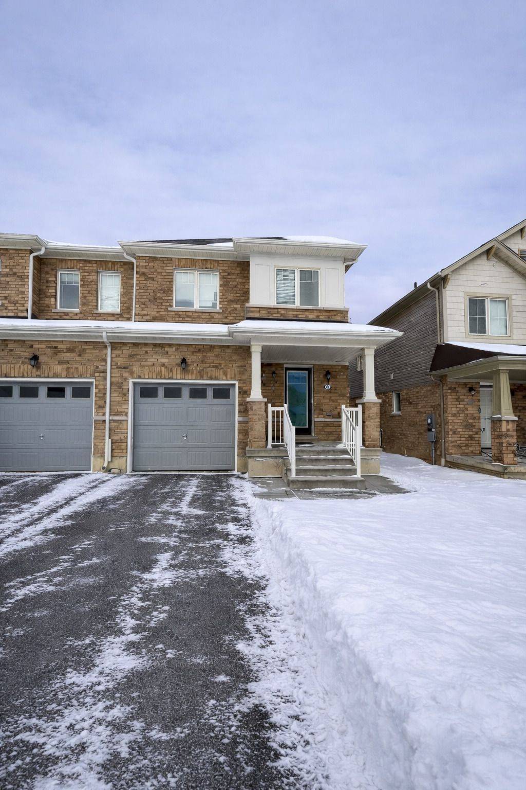 Brantford, ON N3T 0P3,24 Longboat RUN W