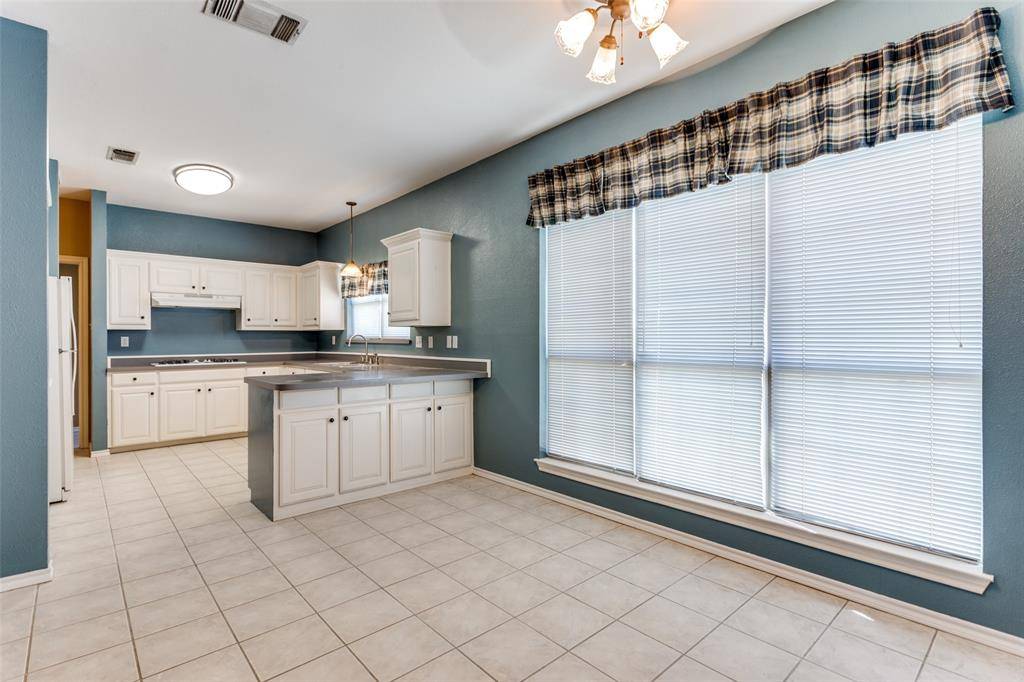 Poolville, TX 76487,9879 W Highway 199