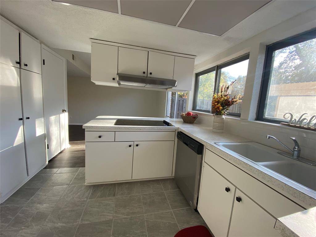 Arlington, TX 76013,410 Westview Terrace