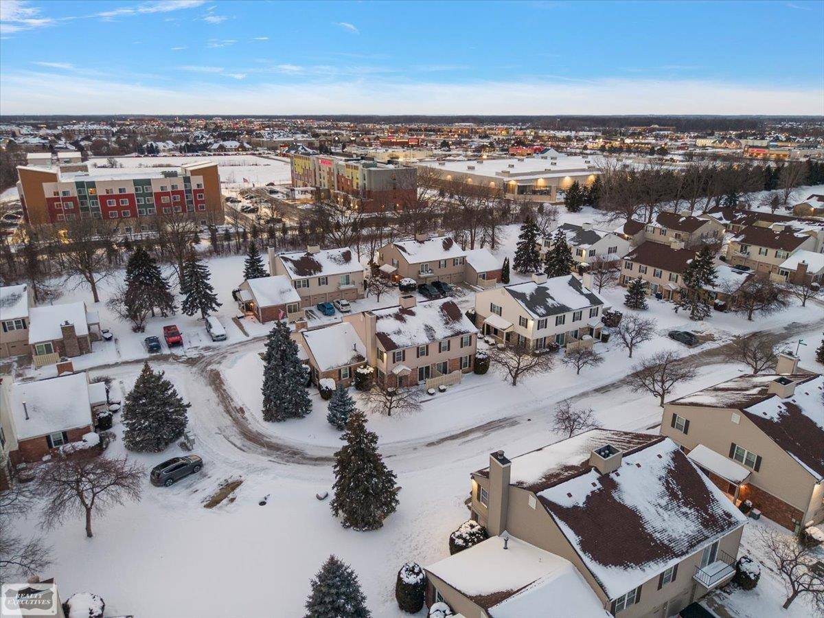 Clinton Township, MI 48038,44585 N Bunker Hill DR