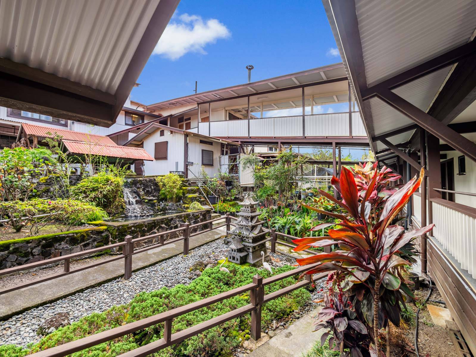 82-6151 HAWAII BELT RD #64, Captain Cook, HI 96704