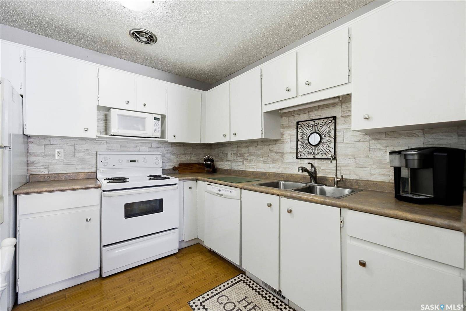 Regina, SK S4N 5T3,387 Fines DRIVE