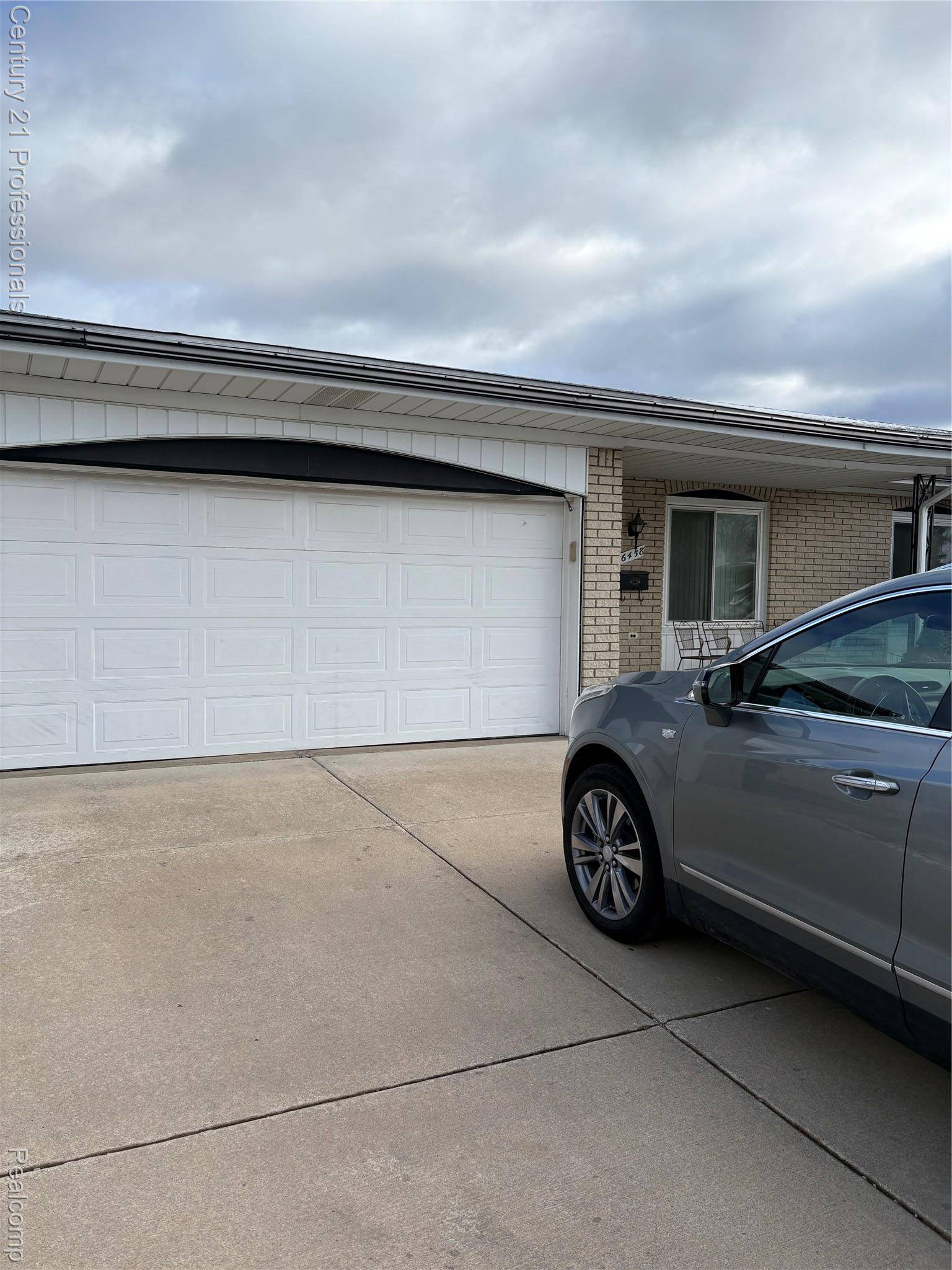 Sterling Heights, MI 48310,36458 Jeffrey DR