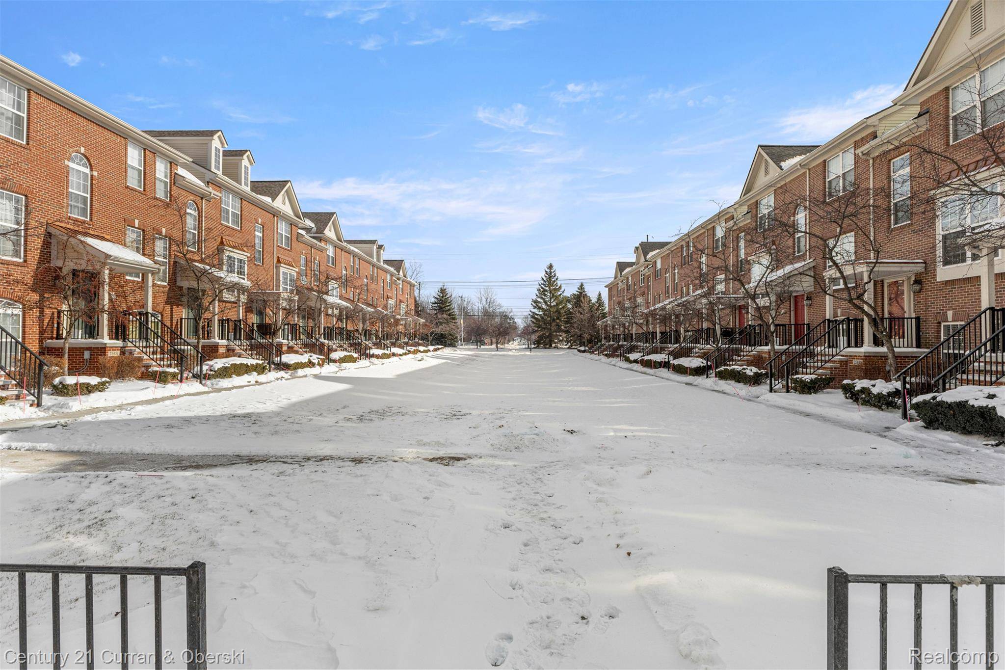 Southfield, MI 48075,25445 Saint James