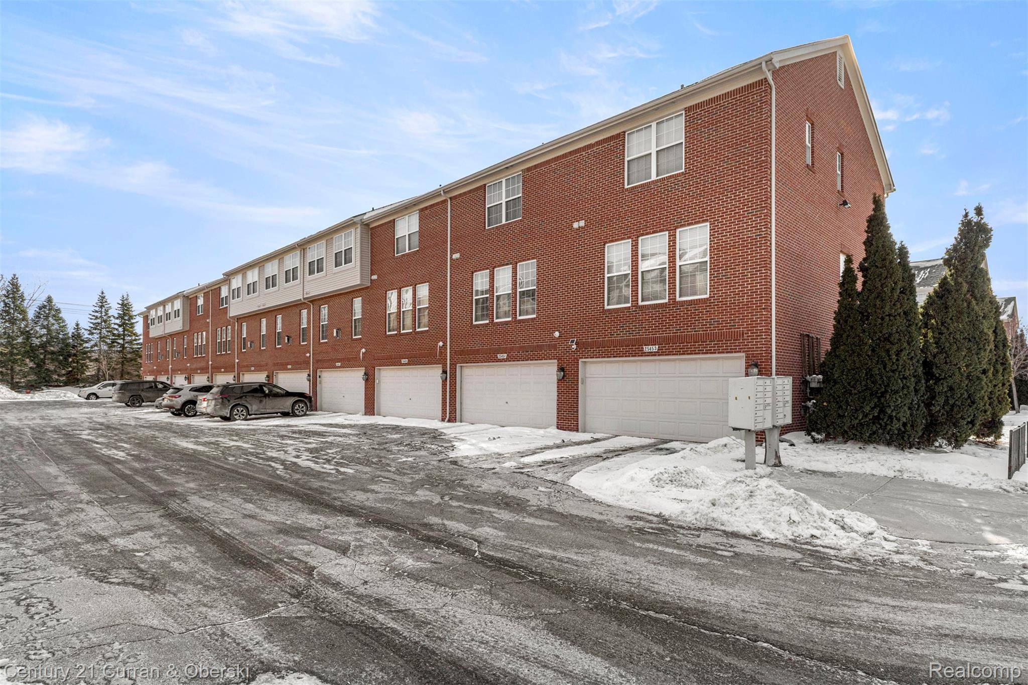 Southfield, MI 48075,25445 Saint James