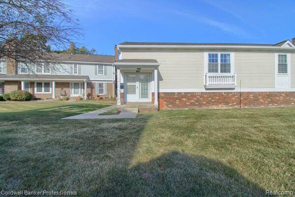 Novi, MI 48167,41796 Broquet DR