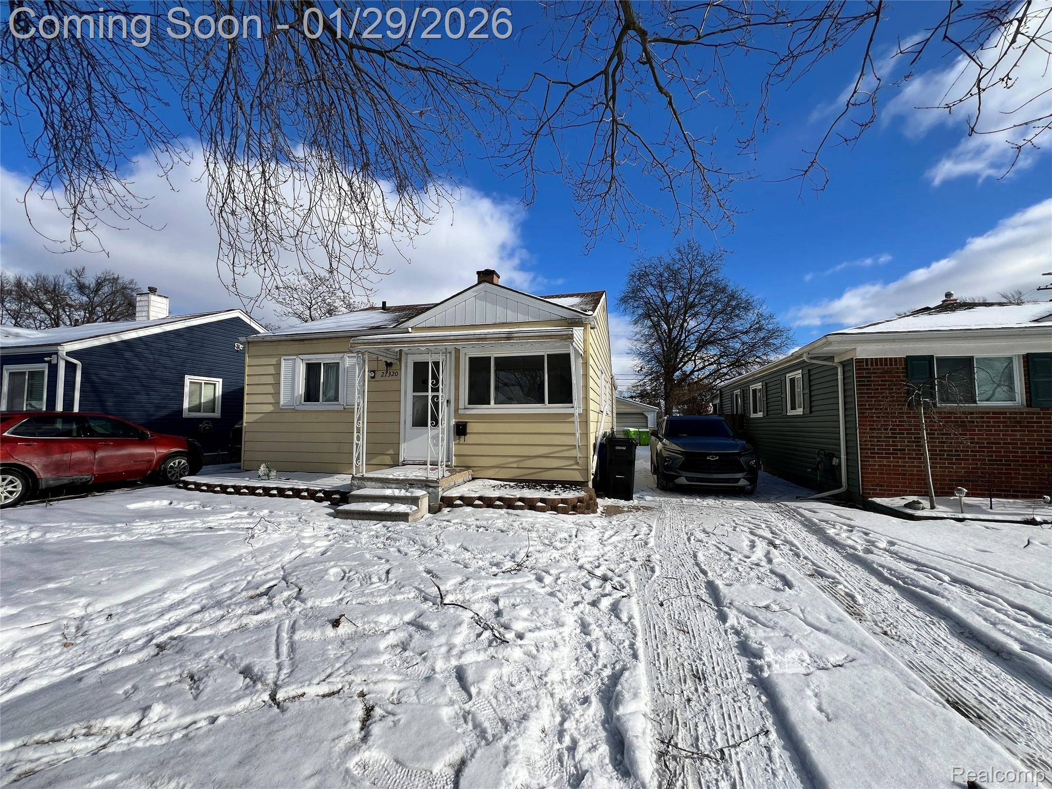 Madison Heights, MI 48071,27320 Delton ST