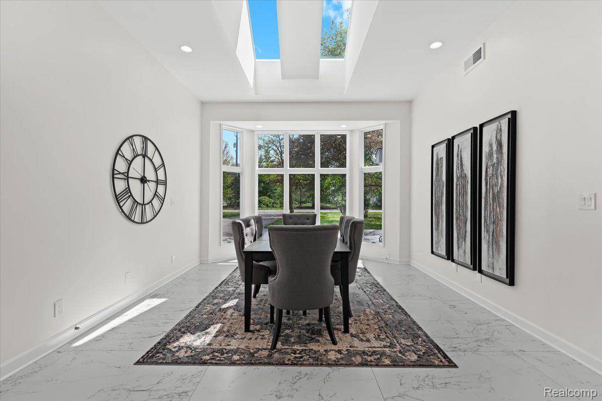 Canton, MI 48188,49712 Geddes RD