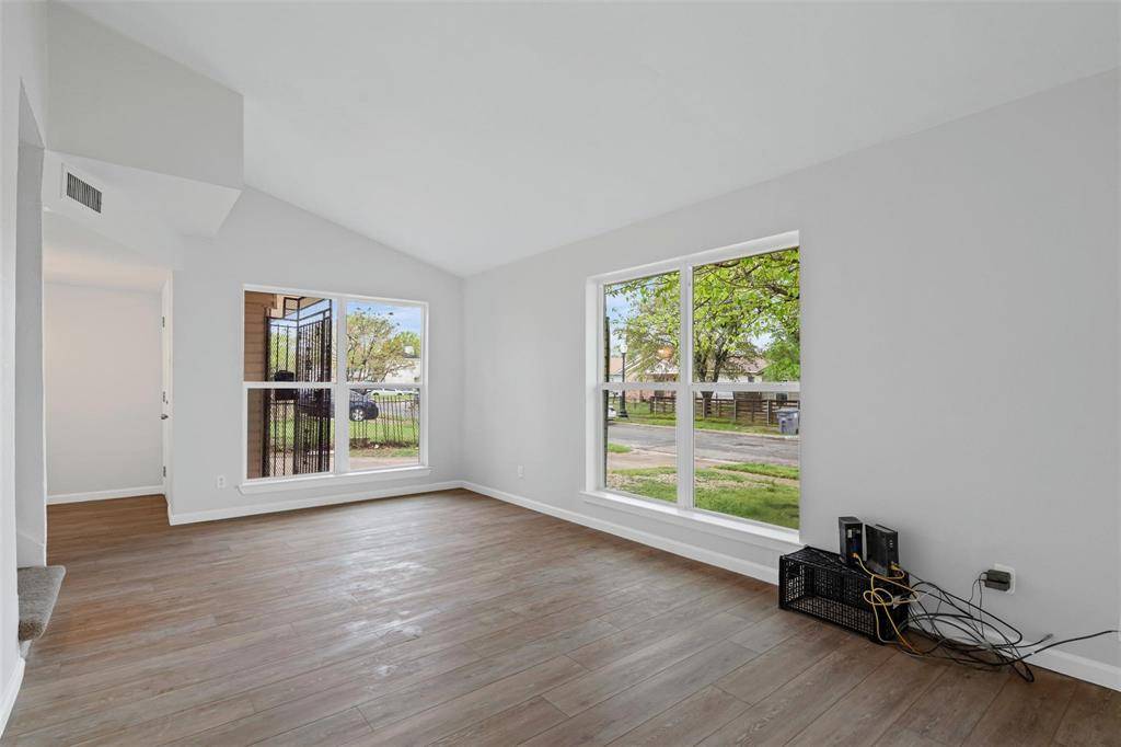 Dallas, TX 75241,3722 Pinebrook Drive