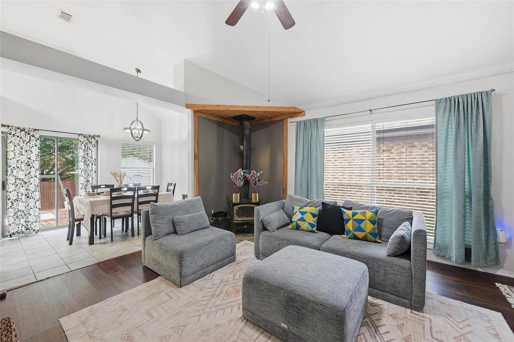 Lewisville, TX 75067,912 S Old Orchard Lane