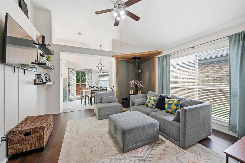 Lewisville, TX 75067,912 S Old Orchard Lane