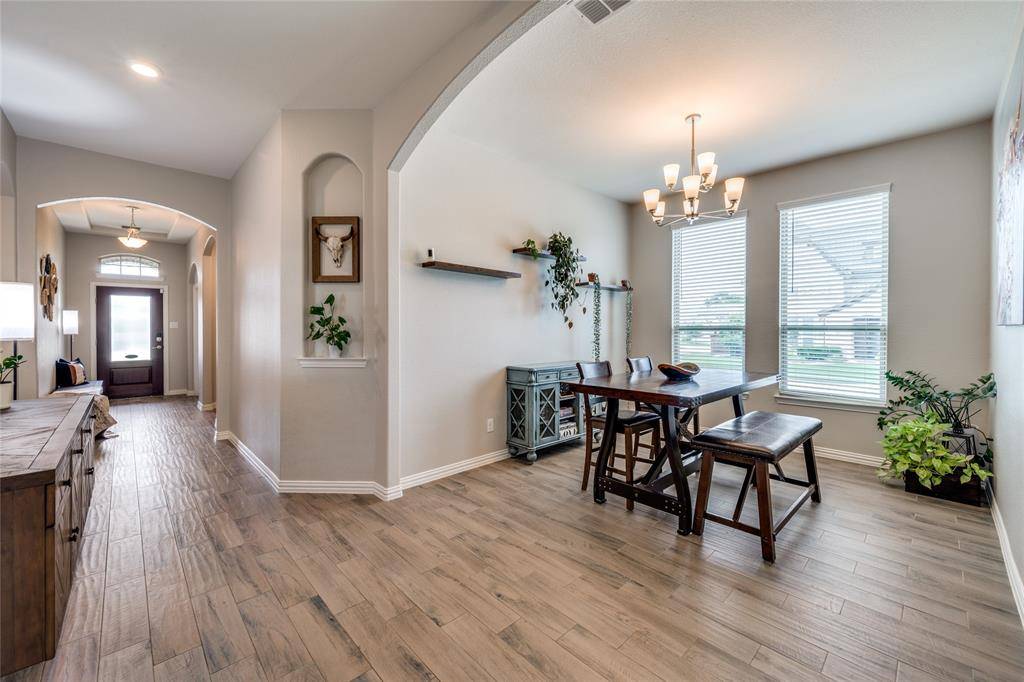 Little Elm, TX 75068,1364 Lake Grove Drive