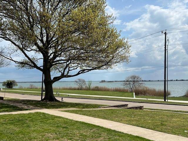 Garland, TX 75043,5905 Lake Hubbard Parkway #251