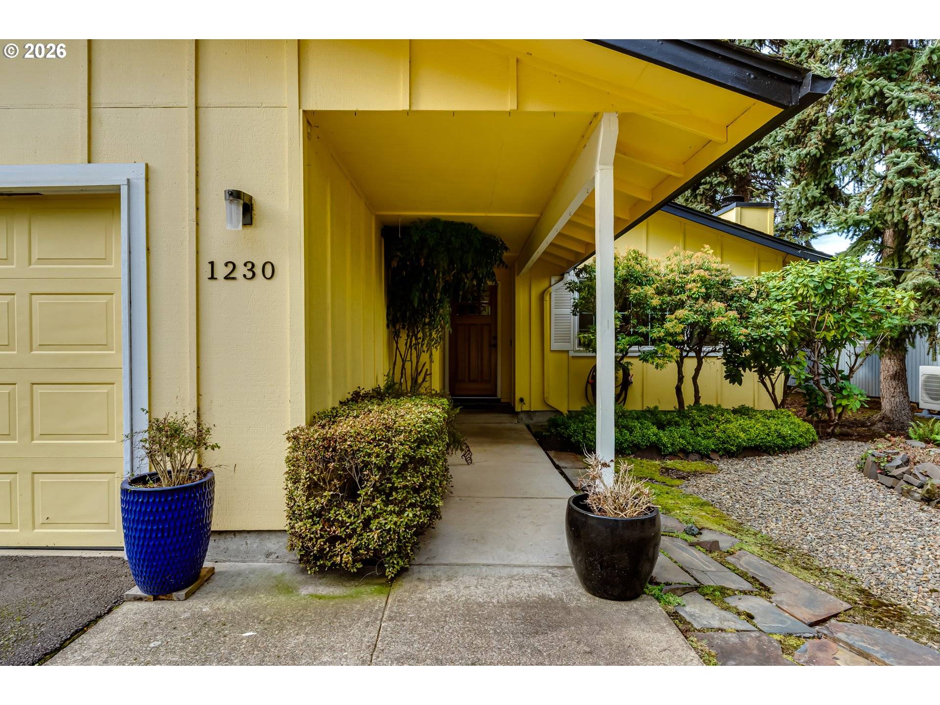 1230 DEBRICK RD, Eugene, OR 97401