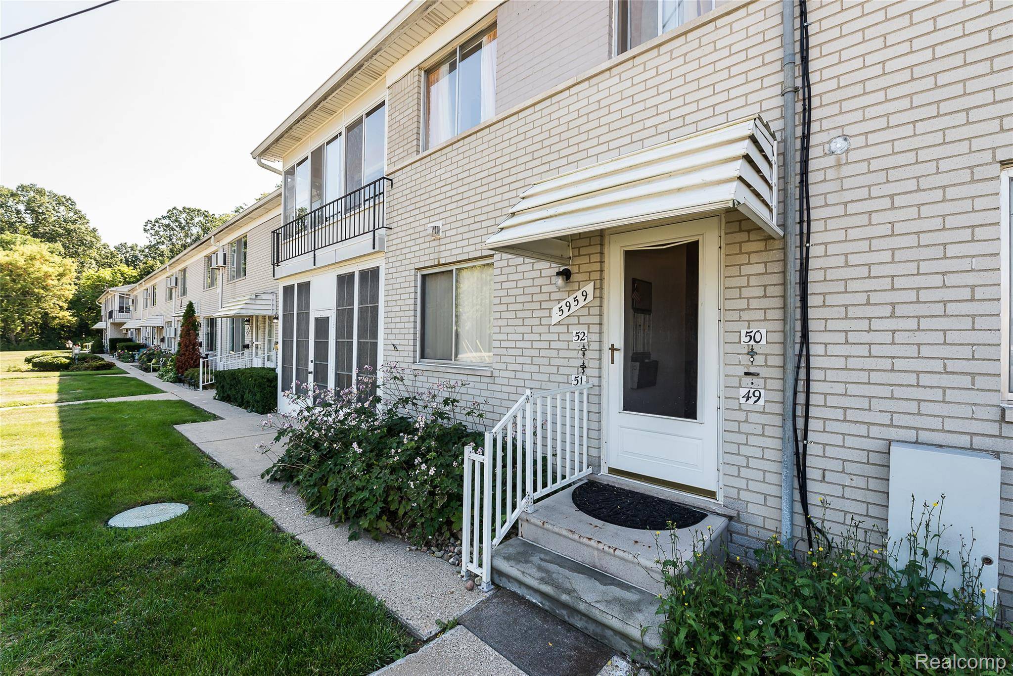 Brighton, MI 48116,5959 Alan DR #52