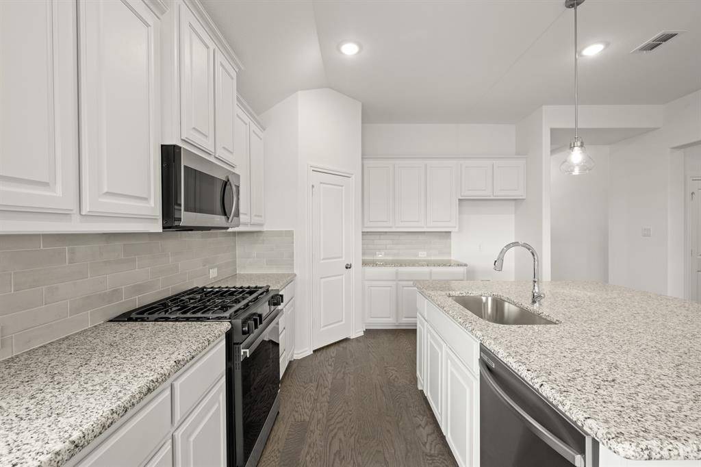 Joshua, TX 76058,4325 Sun Meadow Drive