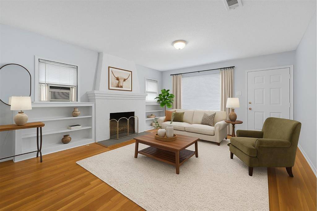 Fort Worth, TX 76107,4933 El Campo Avenue