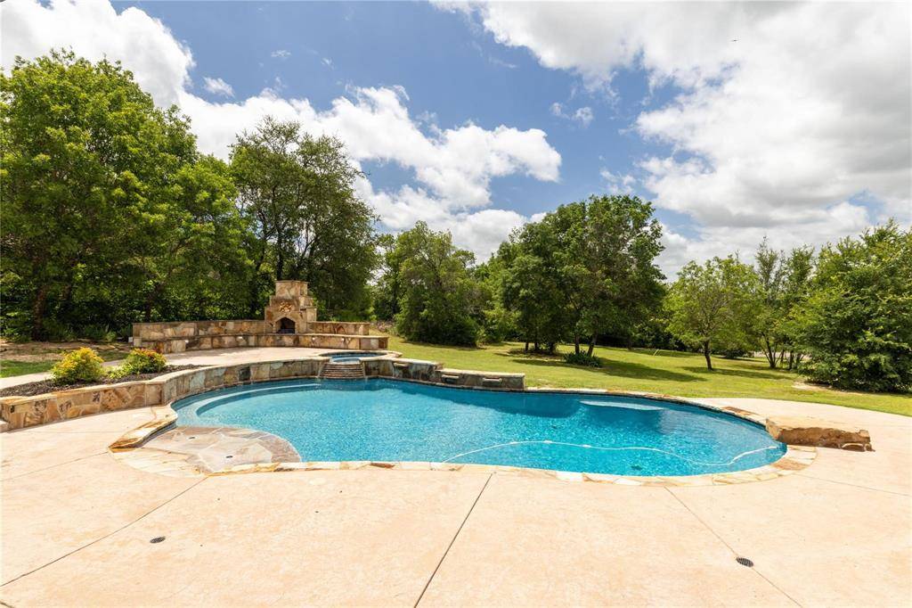 Aledo, TX 76008,100 Redtail Hawk Drive