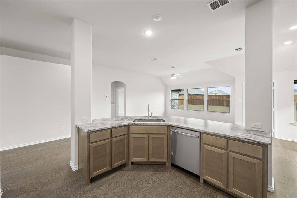 Joshua, TX 76058,7716 Oakmeade Street