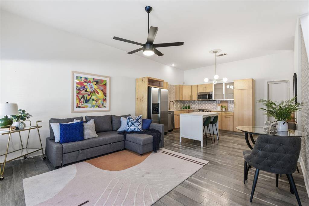 Dallas, TX 75215,1823 S Ervay Street