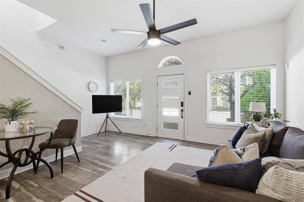 Dallas, TX 75215,1823 S Ervay Street