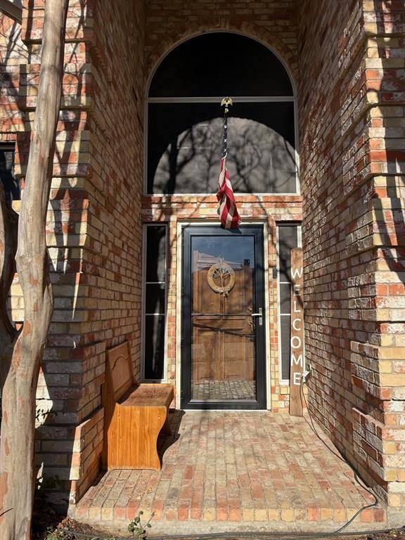 Lewisville, TX 75067,923 Granview Drive