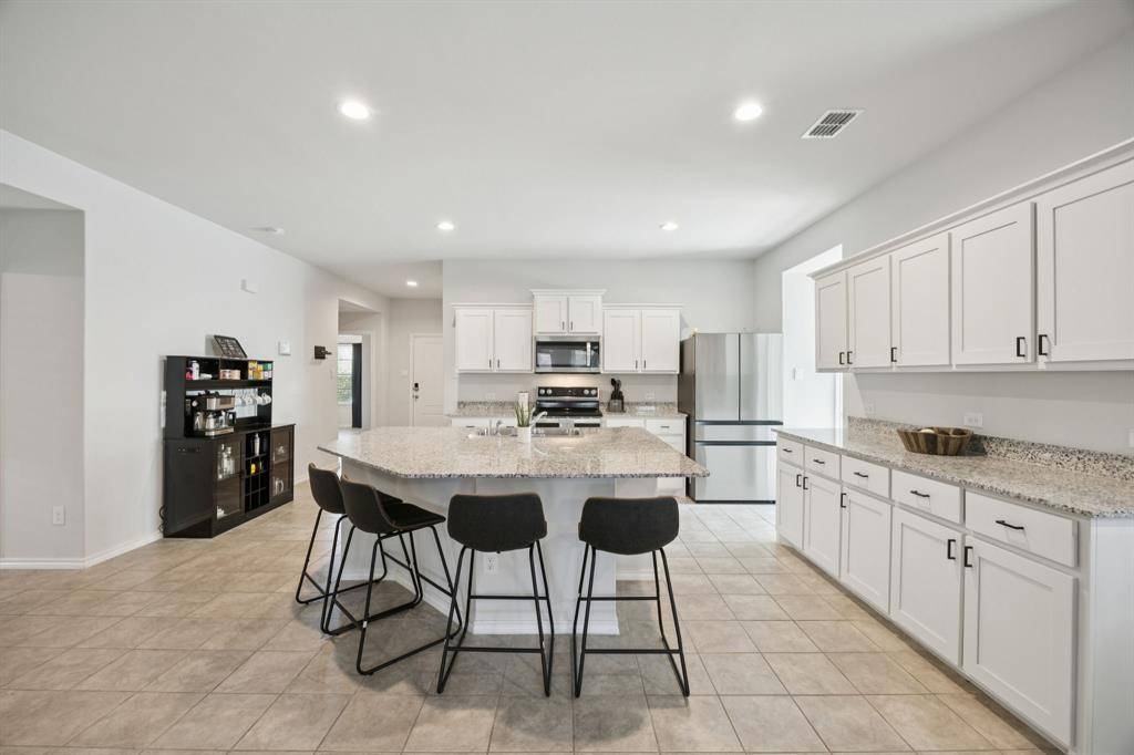 Fort Worth, TX 76131,9513 Doverglen Drive