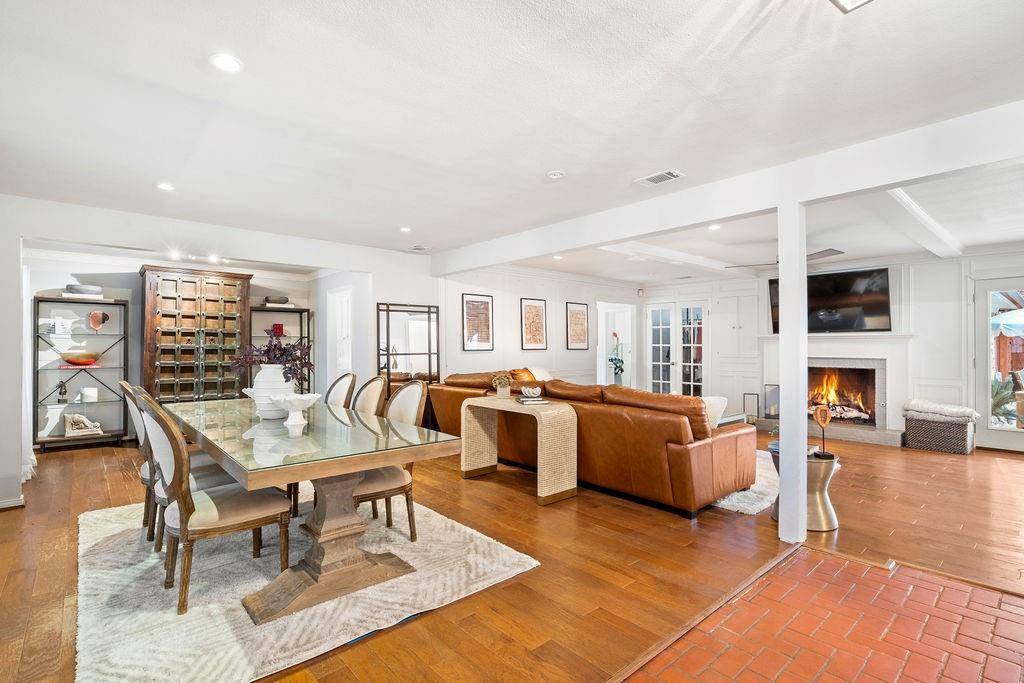 Dallas, TX 75218,10973 Yorksprings Place