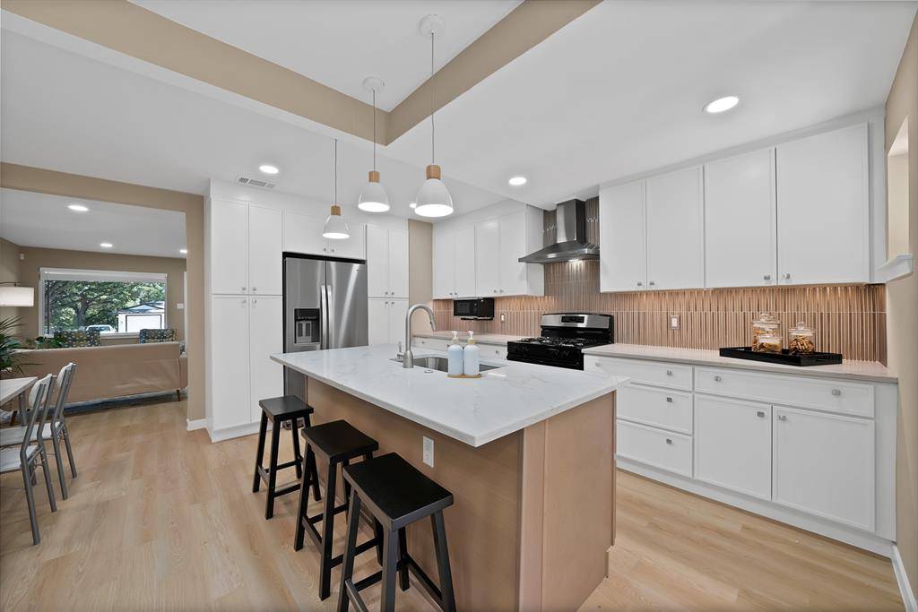 Dallas, TX 75243,12135 Oberlin Drive