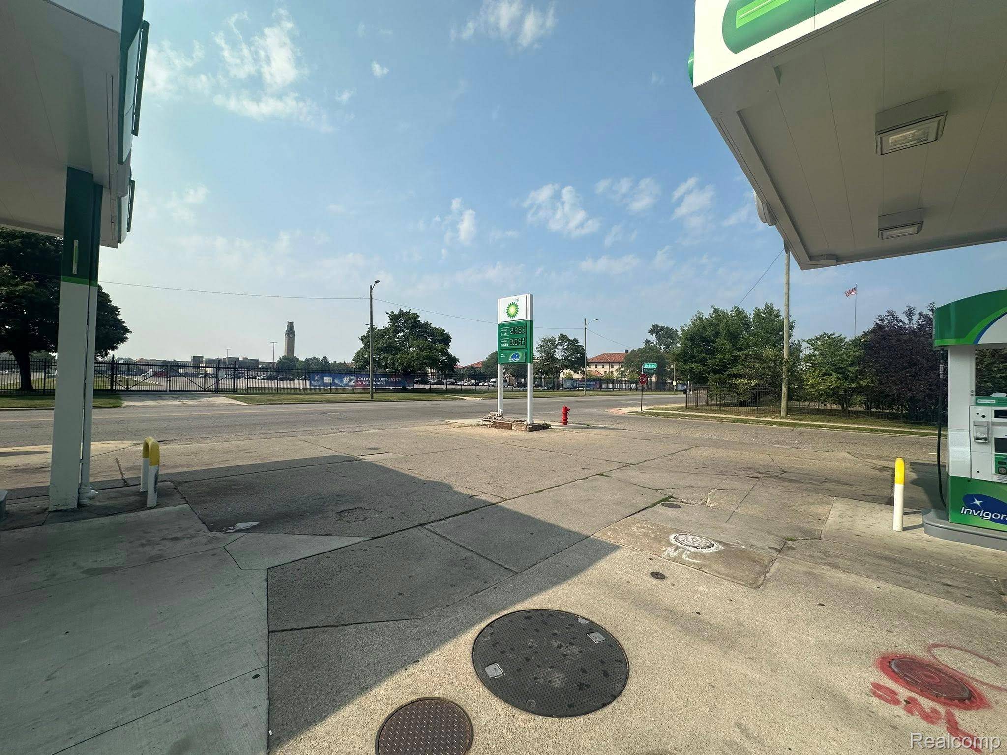 Detroit, MI 48221,3720 W McNichols RD