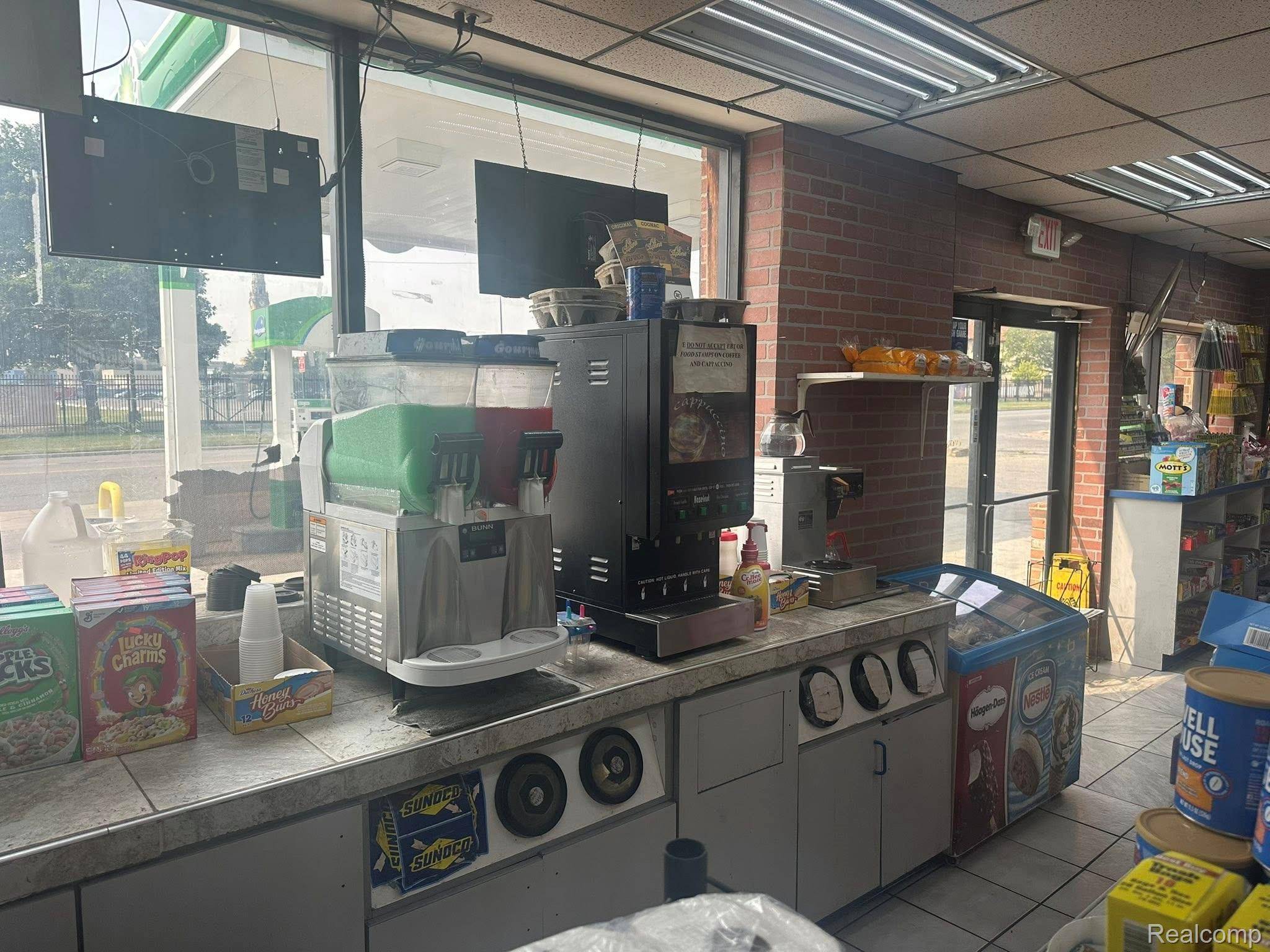 Detroit, MI 48221,3720 W McNichols RD