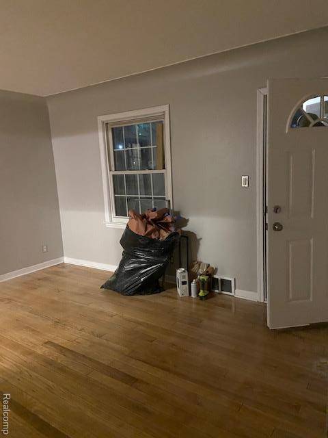 Detroit, MI 48223,15826 Southfield RD