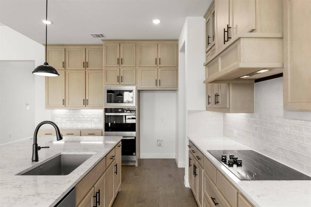 Gunter, TX 75058,335 Waterview Drive