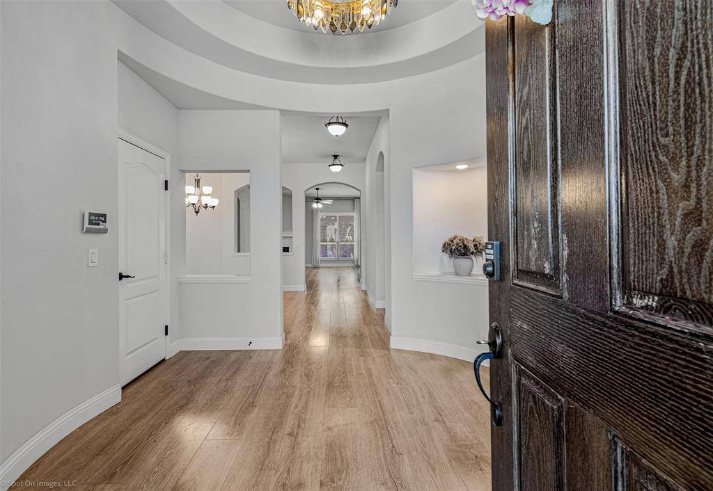 Lavon, TX 75166,326 W Autumn Hill Bluff