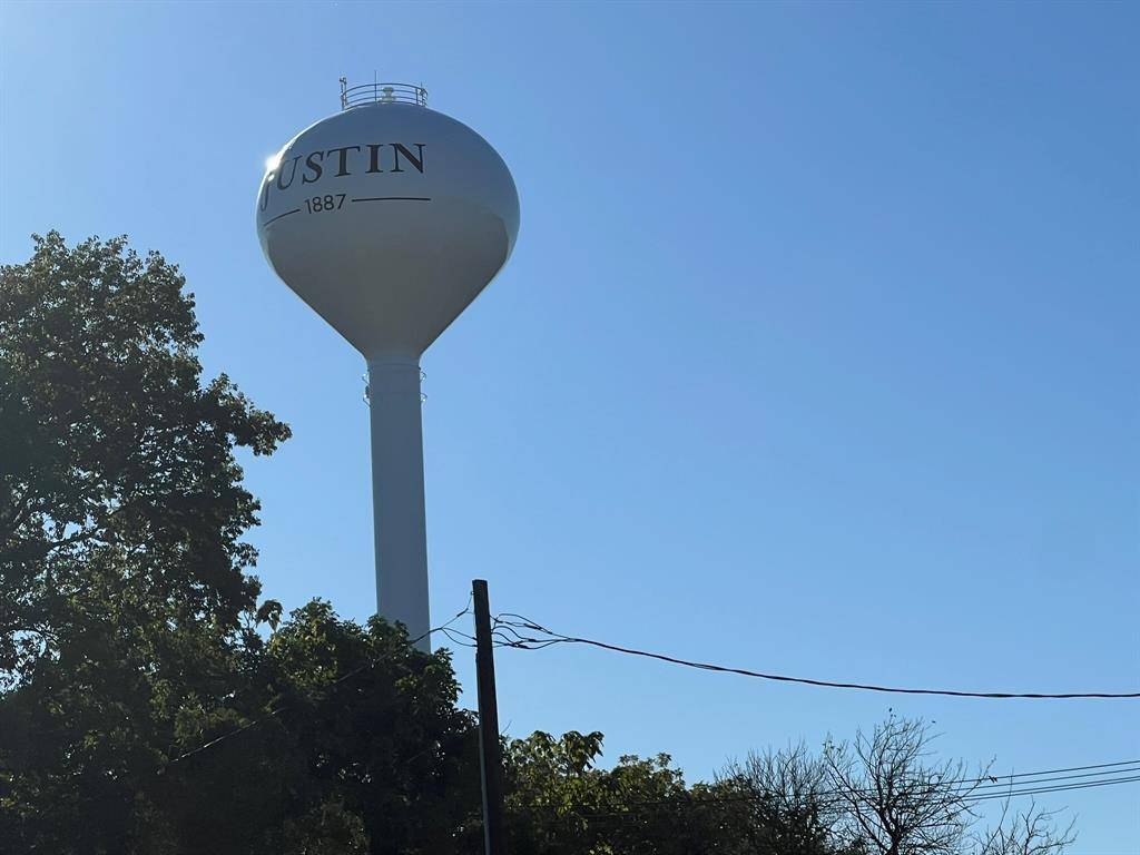 Justin, TX 76247,603 N Denton Avenue